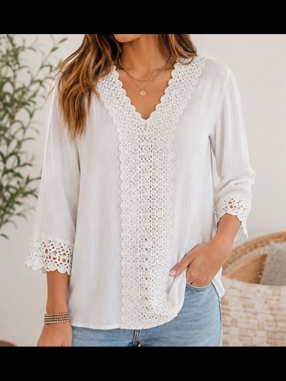 Lucky & Coco White Cotton Gauze Lace Trim Boho Tunic Top XL Crochet V-Neck Beach